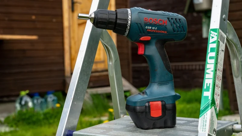 DeWALT DCD777S2T