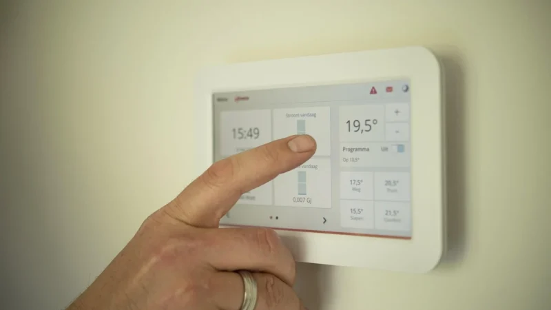 Inteligentne domy i zrównoważone miasta: Nowoczesne systemy elektryczne dla lepszej przyszłości